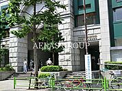 中央区立日本橋小学校 655m