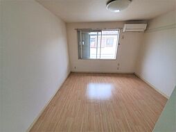 グリーンパーク 203 2階ワンルームのリビング/ダイニング