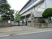 昭島市立武蔵野小学校 576m