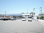 ローソン高知六泉寺町店 246m