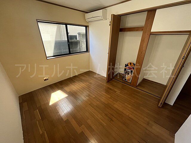 寝室