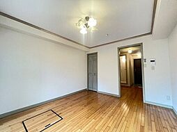 カメリエB 106 1階1Kのリビング/ダイニング