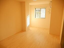 グランベル・III 1階2LDKのリビング/ダイニング