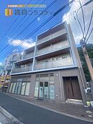 杜の隣で由緒正しき一人暮らしを。