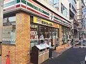 セブンイレブン地下鉄蒲生4丁目駅前店 237m
