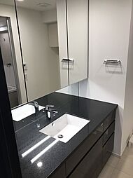 同建物内の写真を掲載しており、実際の部屋とは異なる場合がございます