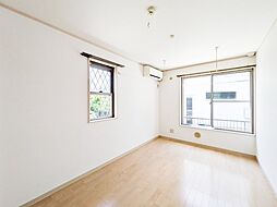 ルペールＥ 1階ワンルームのリビング/ダイニング