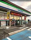 ファミリーマート和歌山里店 2413m