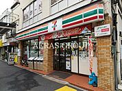 セブン-イレブン 中野中央3丁目店 195m