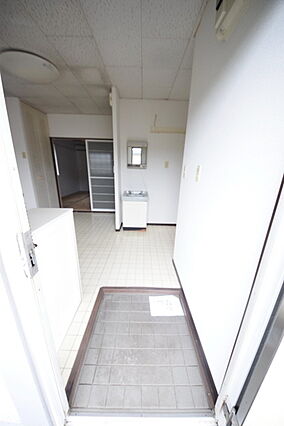 エステートコマ_内装_0