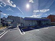 ローソン堺金岡北店 263m