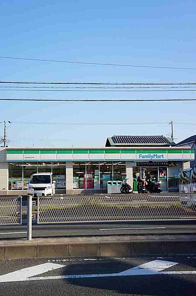 画像26:ファミリーマート百舌鳥西之町店 587m