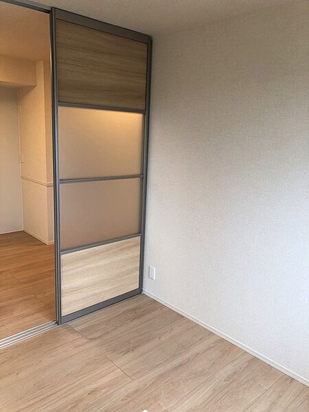 D-room西平山B棟