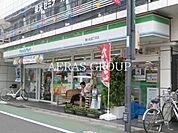 ファミリーマート旗の台5丁目店 246m