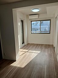 西武新宿線 沼袋駅 徒歩2分の賃貸マンション 4階2LDKのリビング/ダイニング