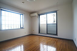 ジュネス・ピア 101 1階1Kのリビング/ダイニング