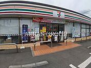 セブンイレブン八王子川口町東店 236m