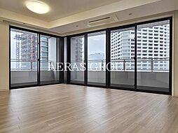 コンシェリア西新宿タワーズウエスト 518 5階1LDKのリビング/ダイニング