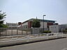 周辺：八王子市立七国中学校 377m