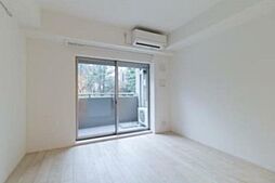 リンデンコート市ヶ谷 8階ワンルームのリビング/ダイニング