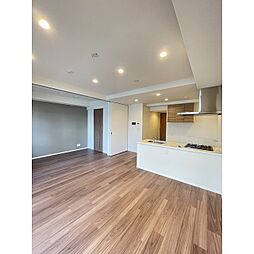 ルーウェ東大泉 4階1LDKのリビング/ダイニング