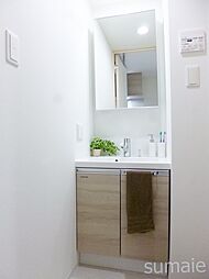 独立洗面台付きです☆