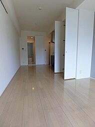 コスモリード川崎 7階ワンルームのリビング/ダイニング