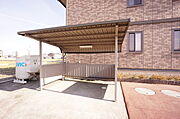 敷地内/建物