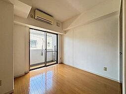 京王線 明大前駅 徒歩12分の賃貸マンション 1階ワンルームのリビング/ダイニング