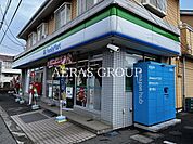 ファミリーマート 幕張本郷店 623m