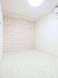 近鉄大阪線 布施駅 徒歩12分の賃貸アパート 2階1Kのリビング/ダイニング