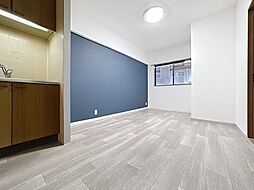 メロディ三宮東 103 1階2LDKのリビング/ダイニング