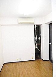 ソフトタウン青山 5階ワンルームのリビング/ダイニング