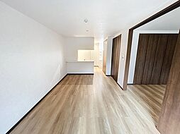 クレストKOBE 203 2階1LDKのリビング/ダイニング