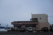 セブンイレブン見附市役所通り店 523m