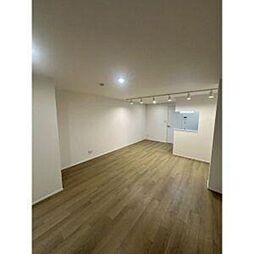 アイリス渋谷 地下1階1LDKのリビング/ダイニング