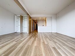 ジオ神戸中山手通 1516 15階3LDKのリビング/ダイニング