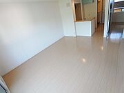 非常に広々としたリビング。