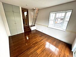 リンクベース 101 1階1Kのリビング/ダイニング