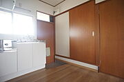 ※参考までに別のお部屋の写真を添付しております