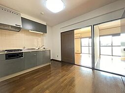 メゾンプレゾン 2階3DKのリビング/ダイニング