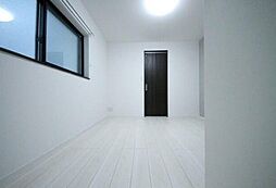 CASA BIANCA 4階ワンルームのリビング/ダイニング