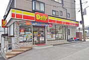 デイリーヤマザキ神戸魚崎駅前店 998m