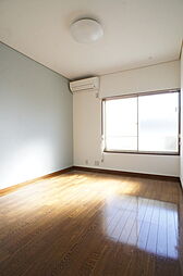 リシェス鶴川 2階ワンルームのリビング/ダイニング