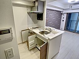 エステムコート新神戸2駅前山手