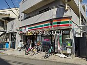 セブン-イレブン 川崎諏訪店 271m