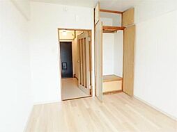 プラザマキシム 410 4階1Kのリビング/ダイニング