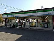 ファミリーマート 西武拝島店 579m