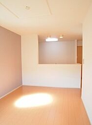 フレシールII 1階1LDKのリビング/ダイニング