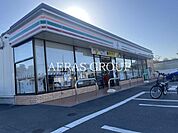 セブン-イレブン 大宮新堤店 636m